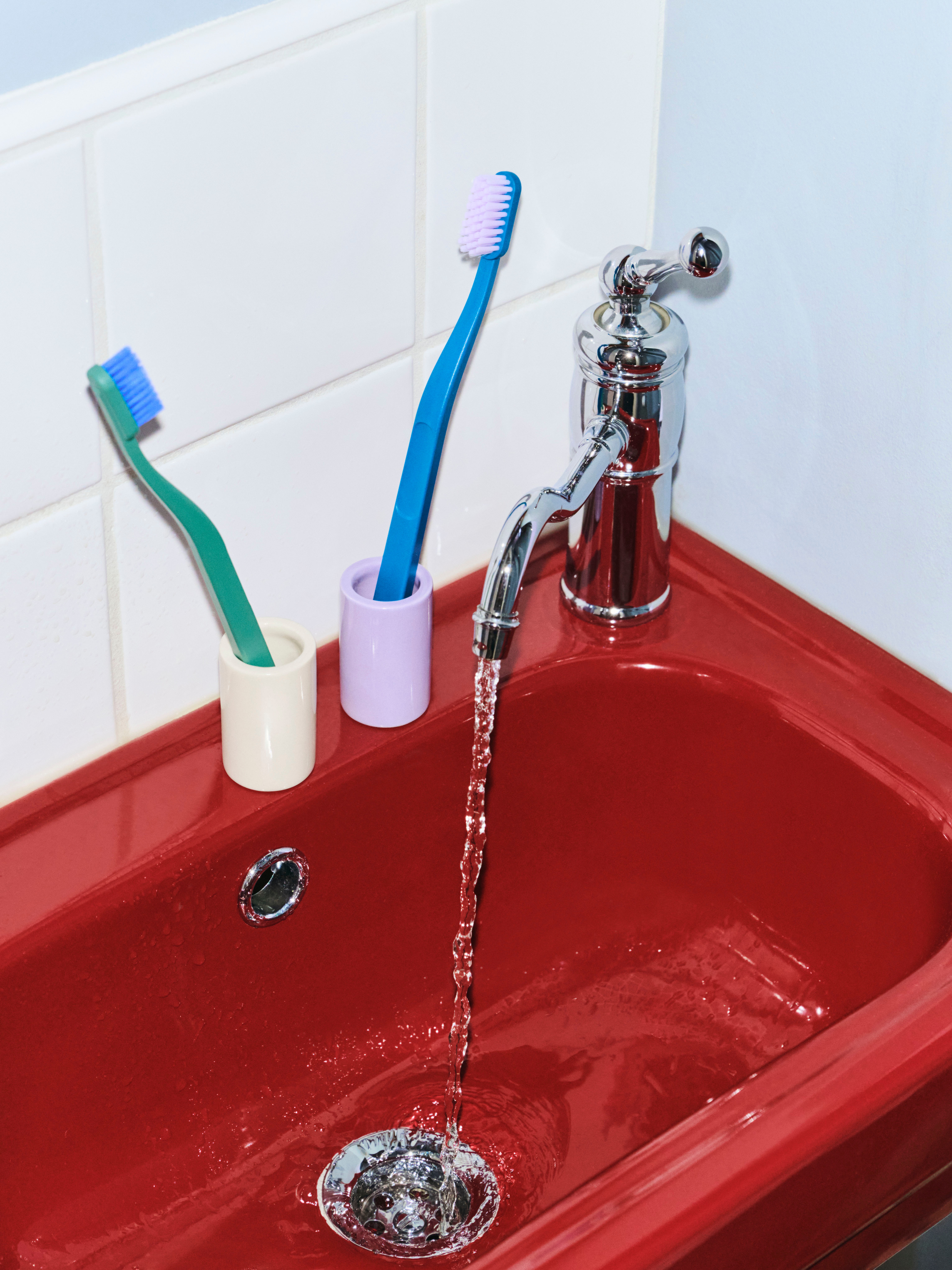 Tann Toothbrush